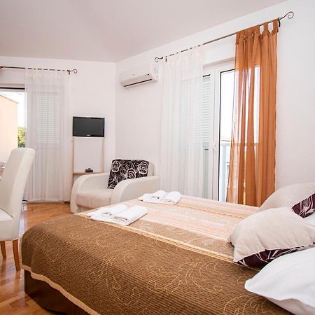 Lotusapart Premantura Extérieur photo