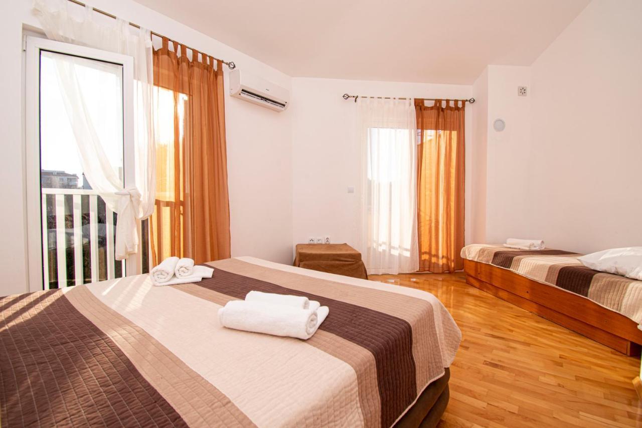 Lotusapart Premantura Extérieur photo