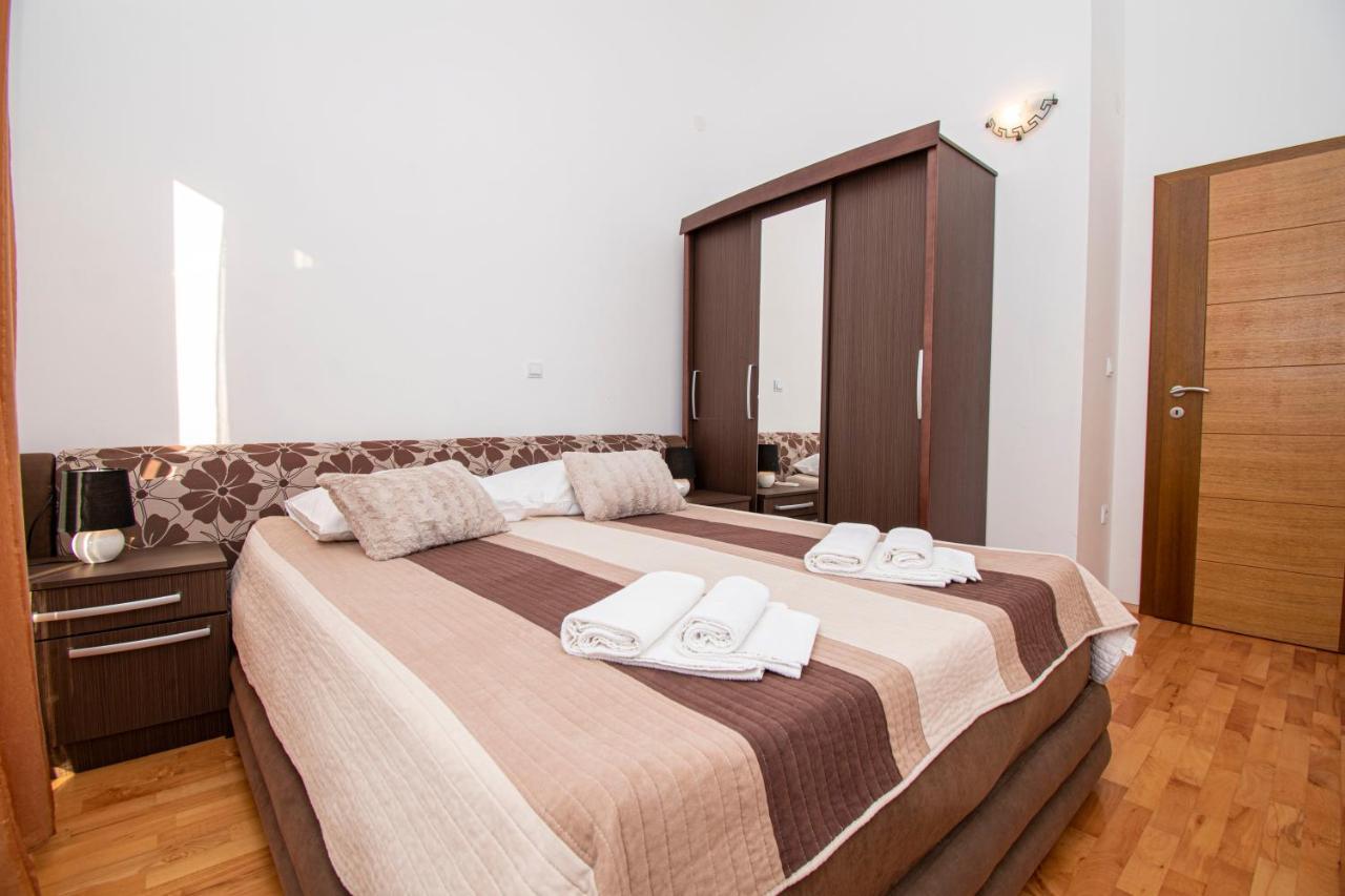 Lotusapart Premantura Extérieur photo
