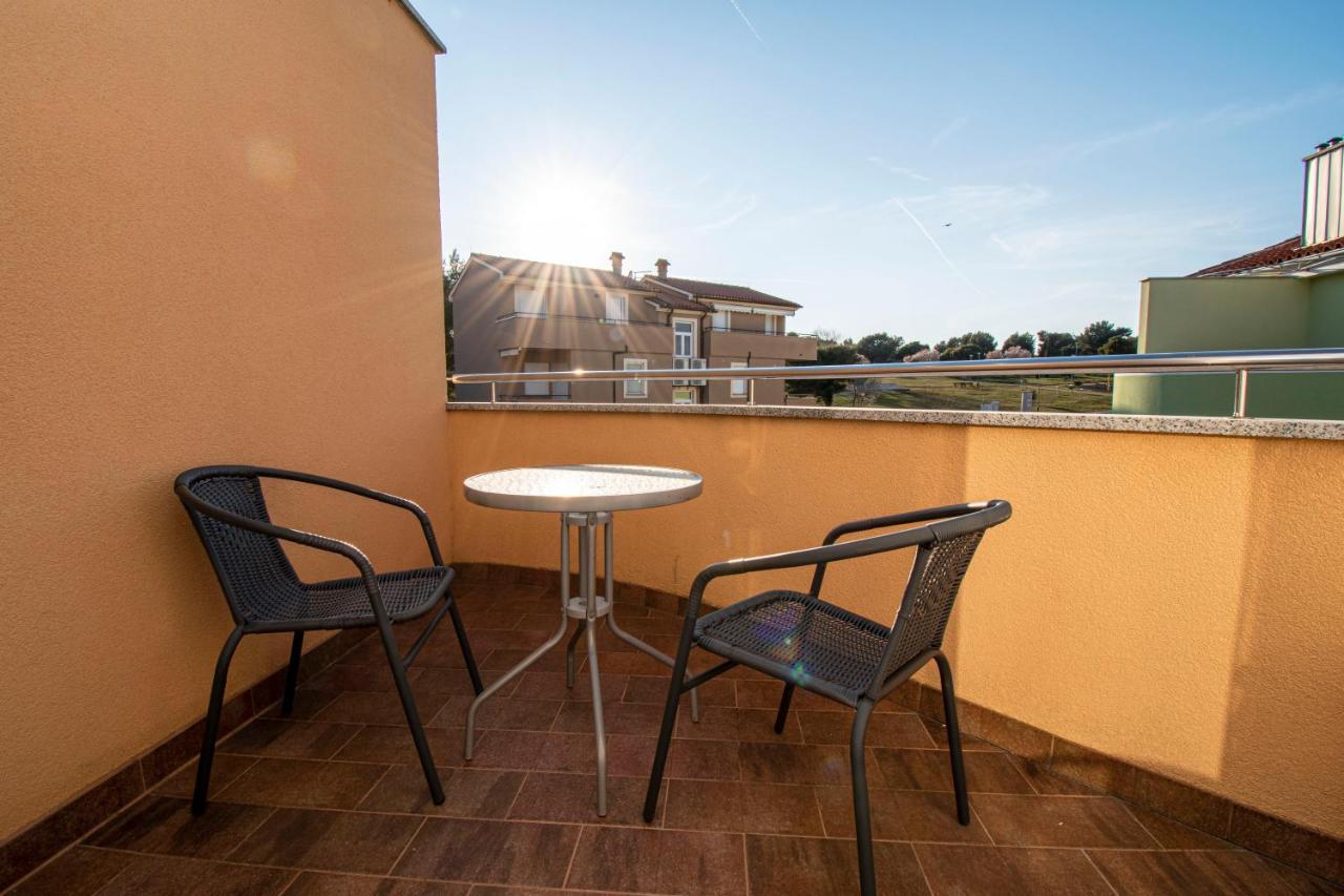 Lotusapart Premantura Extérieur photo